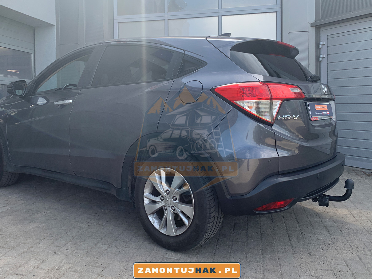 Montaż haka Honda HR-V